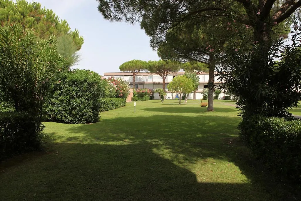 Residence Habitat Marina Di Bibbona Italy