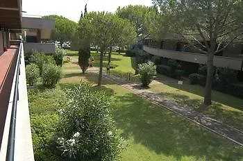 Residence Habitat Marina Di Bibbona 3*,