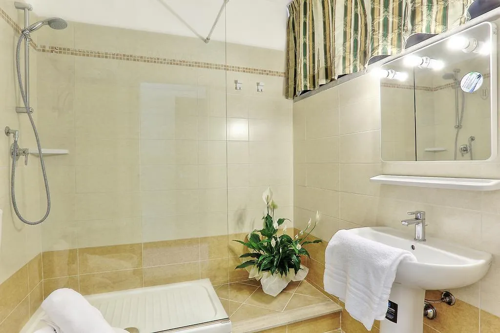 Aparthotel Residence Habitat Marina Di Bibbona