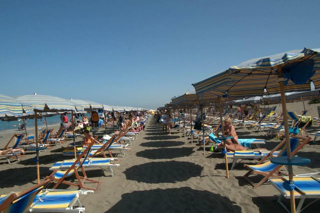 Residence Habitat Marina Di Bibbona 3*,  Italy