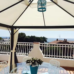 In Nicanda Italia